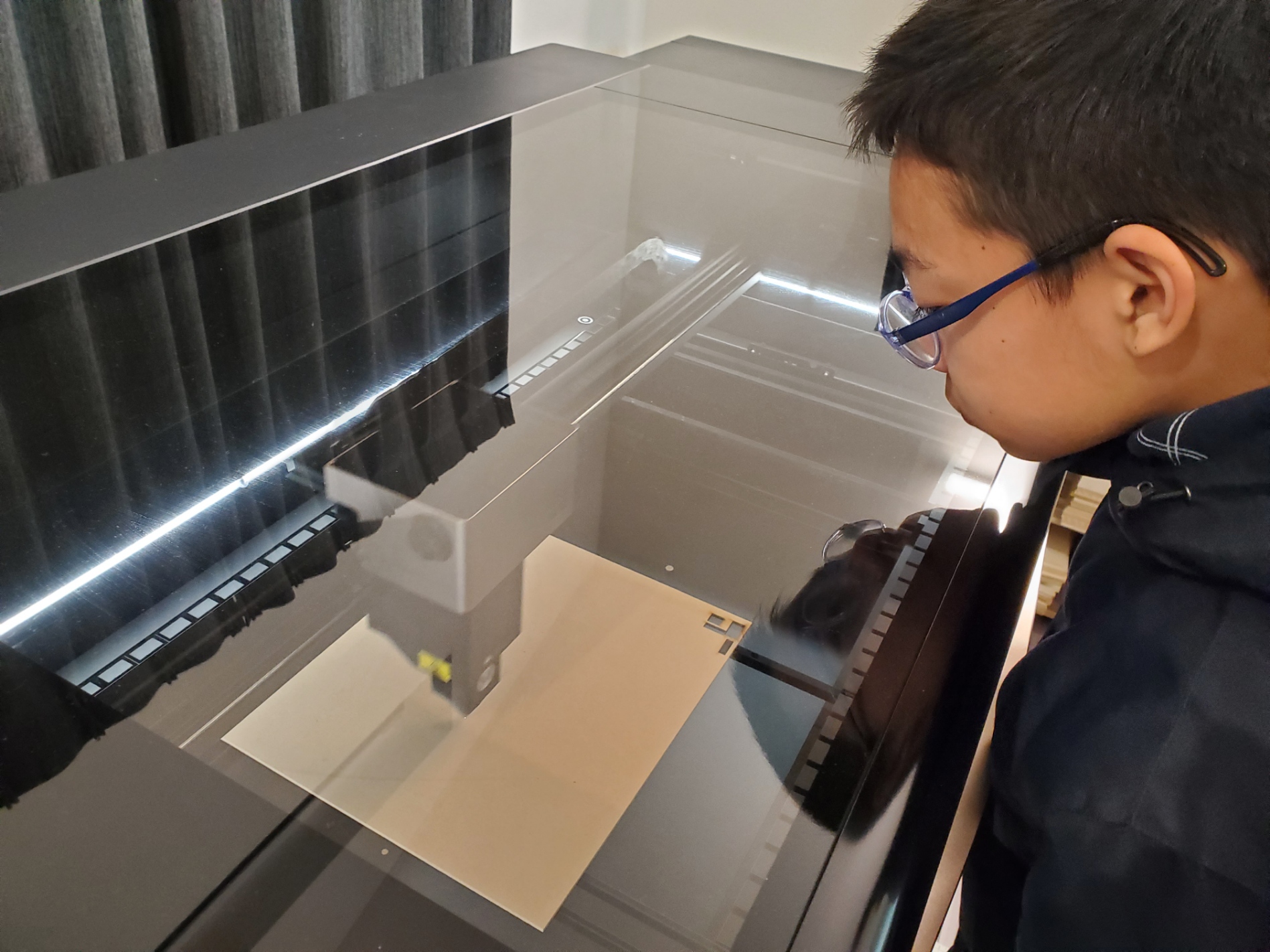 レーザー加工体験